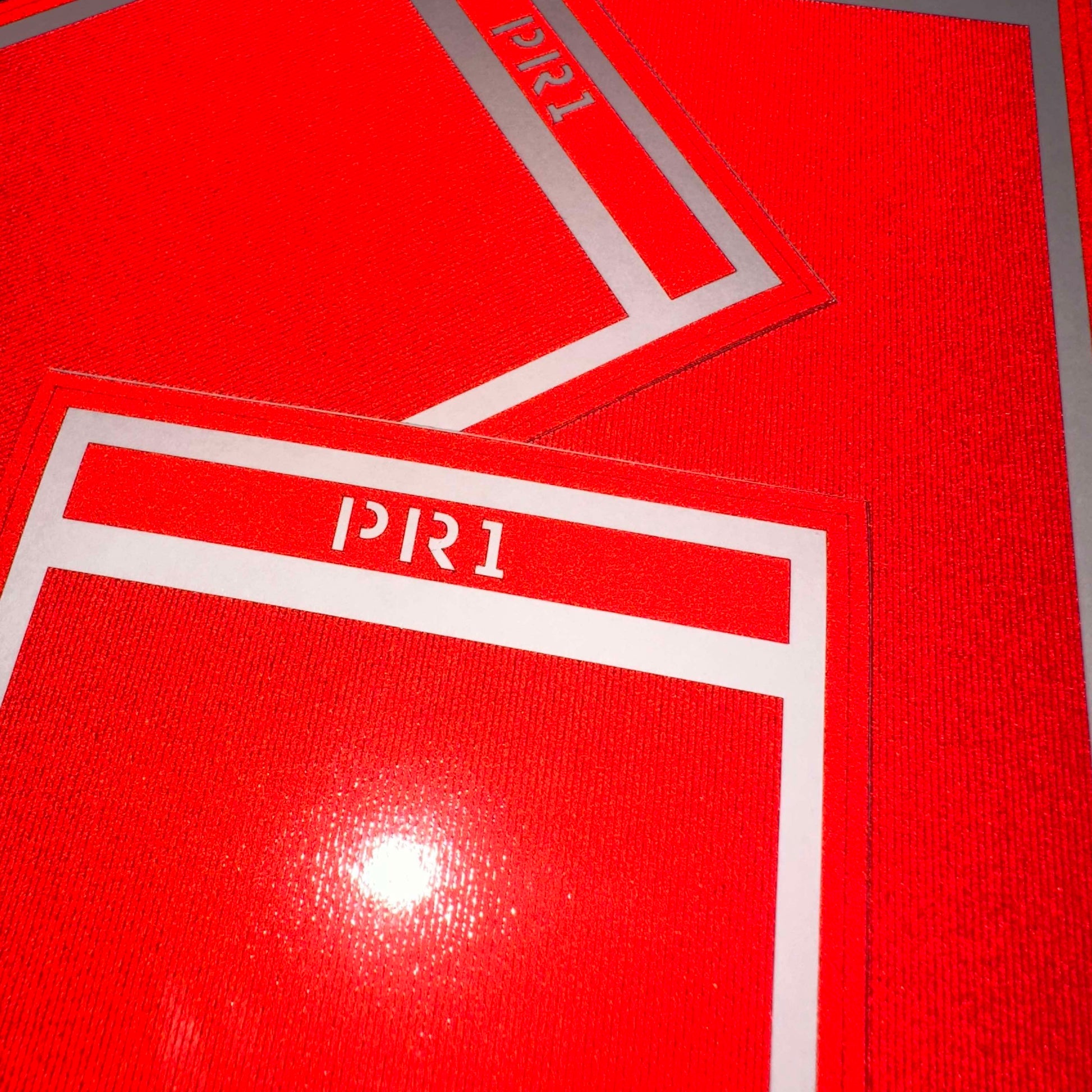 HO Scale Passenger Car Red Reflective Markings Set